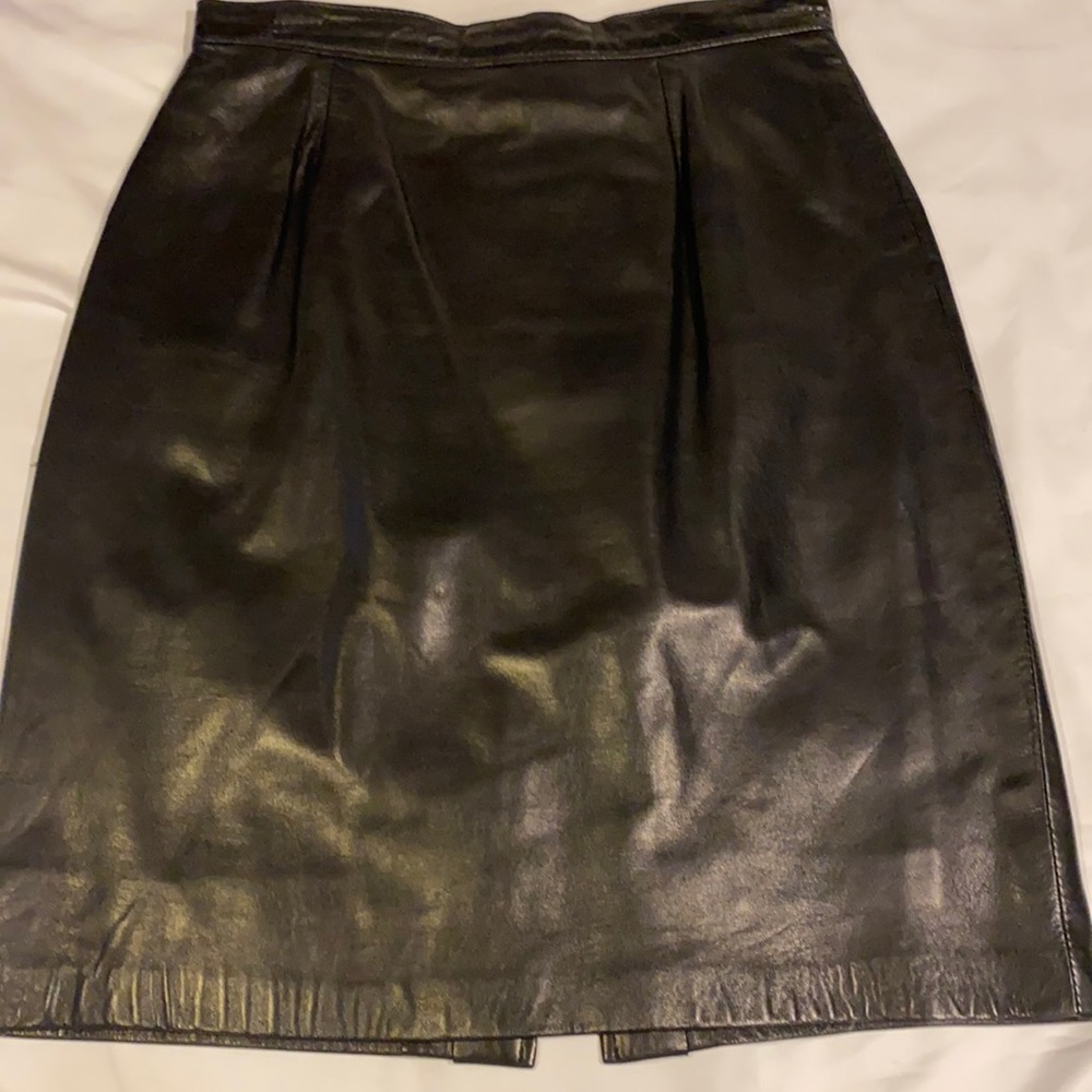 Variazioni leather skirt black, size 7/8
